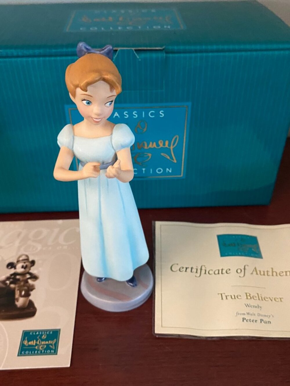 WDCC Walt Disney Classics WENDY TRUE BELIEVER 1211852 Figurine Box COA